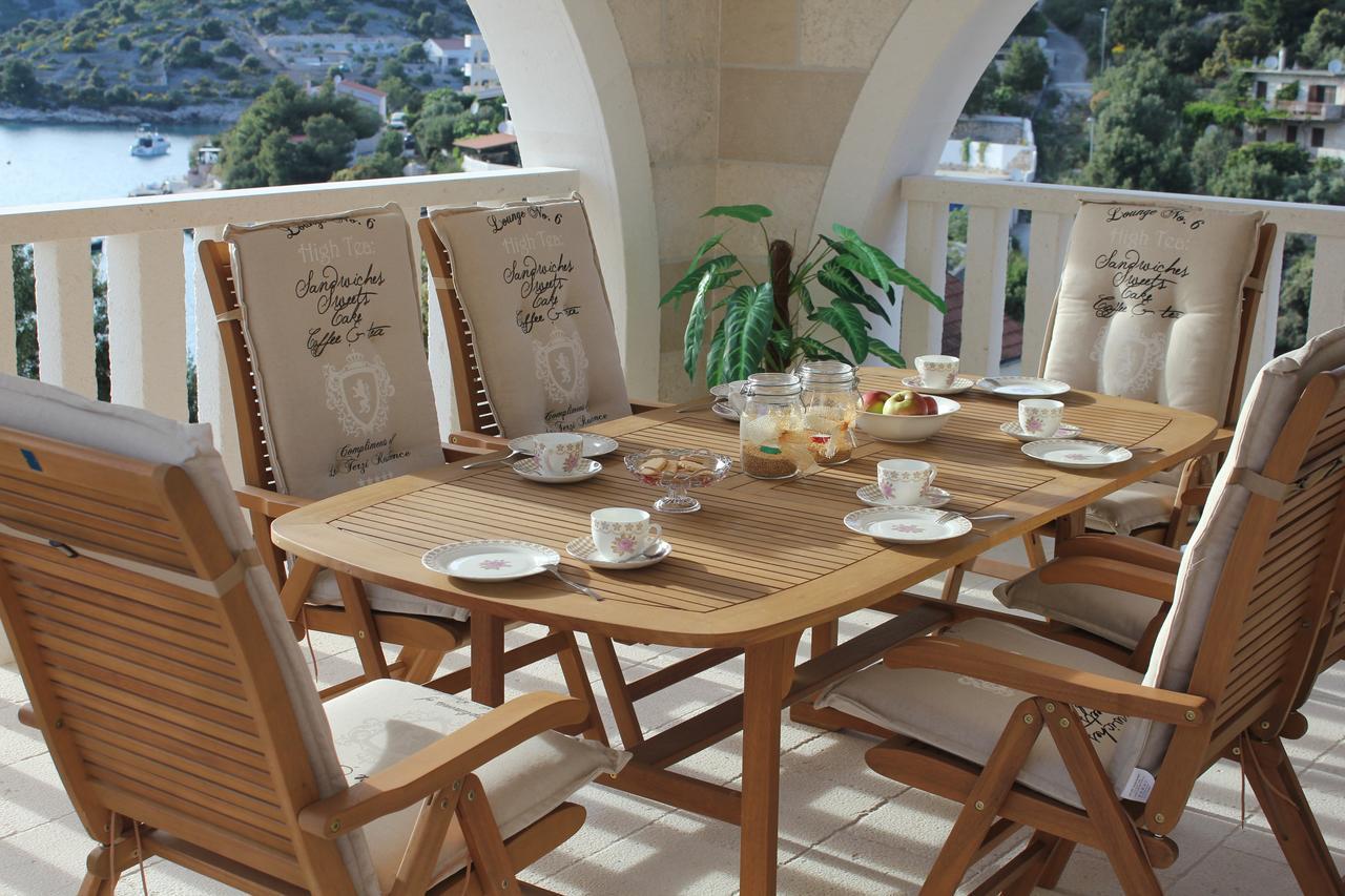 Villa Elena Sevid Bagian luar foto