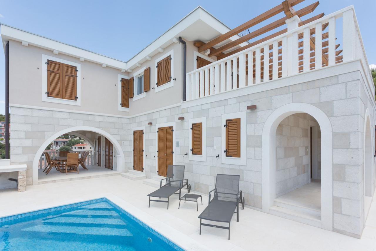 Villa Elena Sevid Bagian luar foto