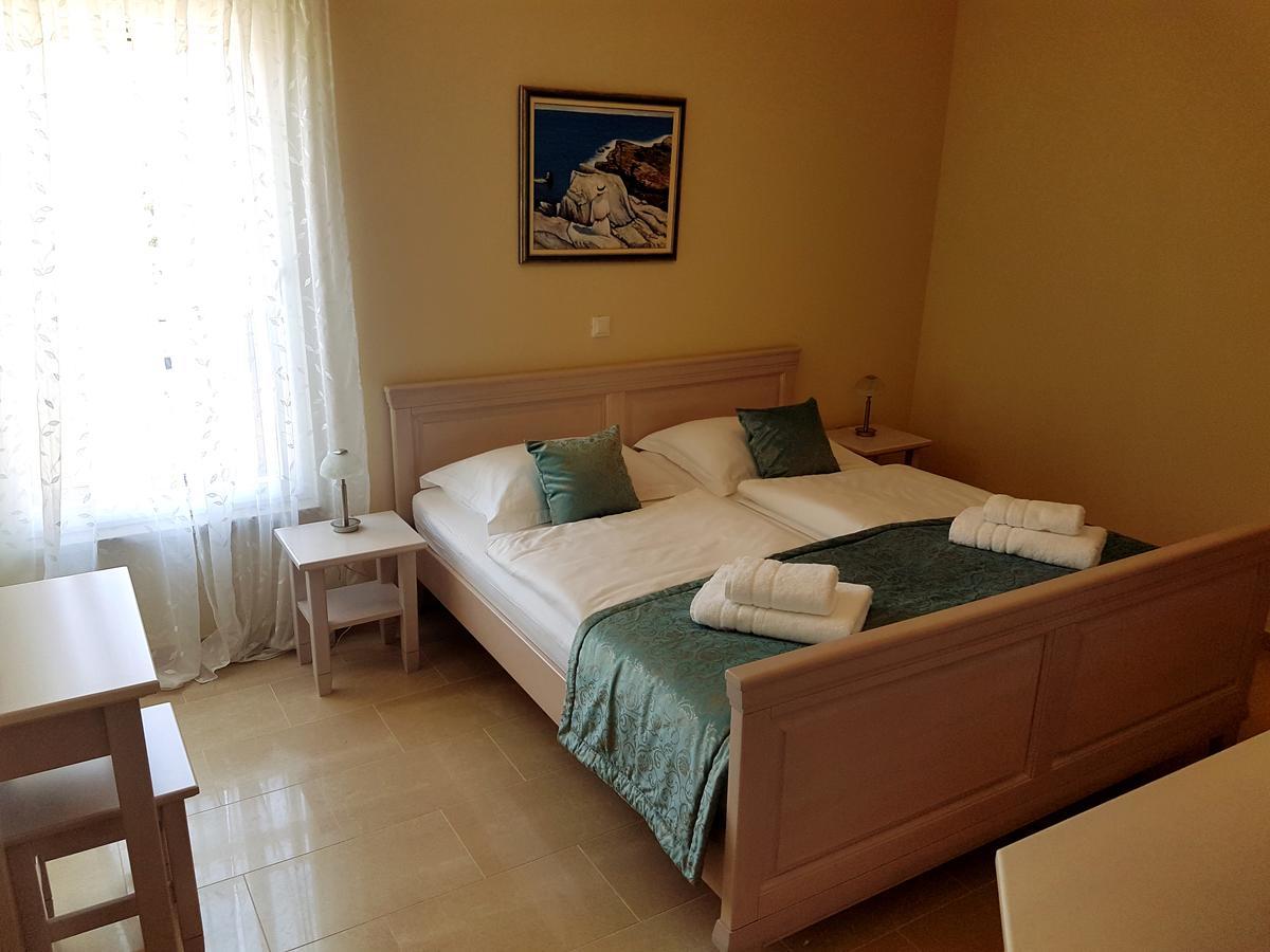 Villa Elena Sevid Bagian luar foto